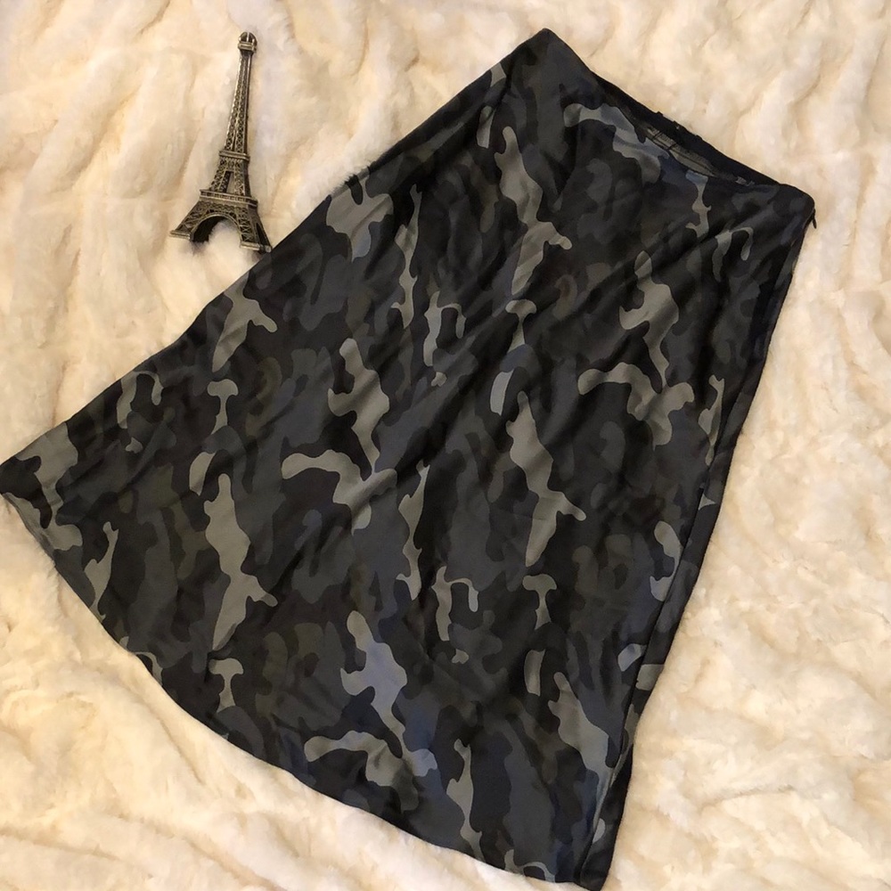 Camo print skirt